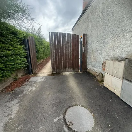 Mobilhome Situe Cote Et Cote Campagne * Beaune (Cote d'Or)