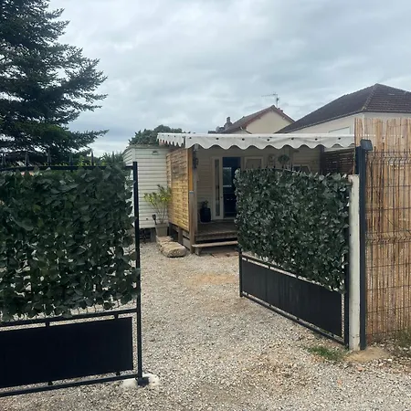 Mobilhome Situe Cote Et Cote Campagne Campingplads