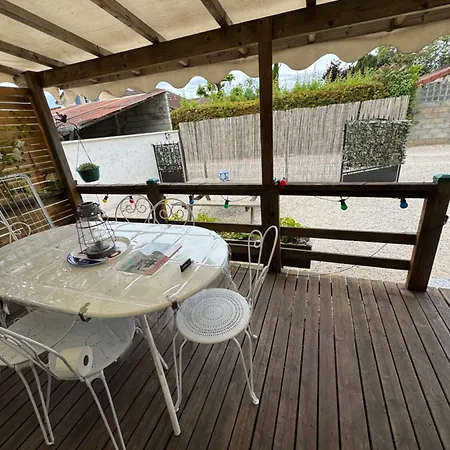 Mobilhome Situe Cote Et Cote Campagne Kemp Beaune (Cote d'Or)