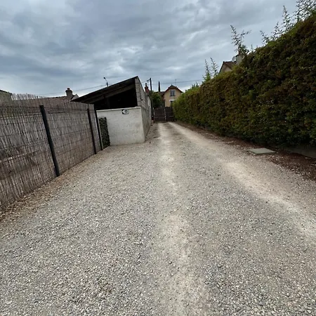 Mobilhome Situe Cote Et Cote Campagne * Beaune (Cote d'Or)