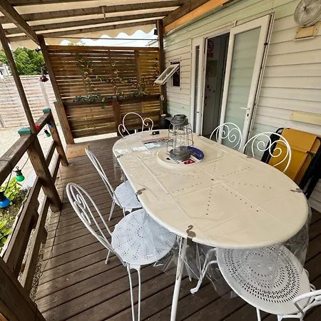 Campsite Mobilhome Situe Cote Et Cote Campagne Beaune (Cote d'Or)