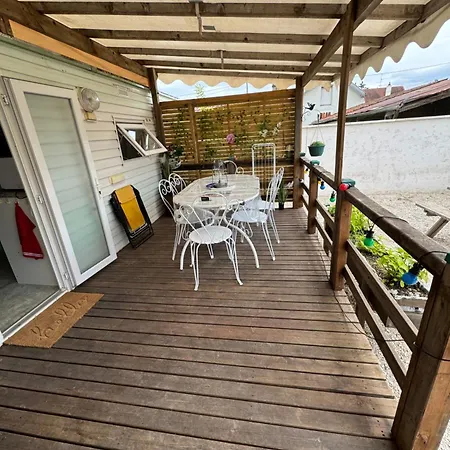 Mobilhome Situe Cote Et Cote Campagne *