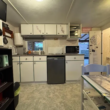 Campingplatz Mobilhome Situe Cote Et Cote Campagne *