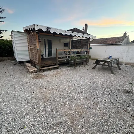Mobilhome Situe Cote Et Cote Campagne * Beaune (Cote d'Or)