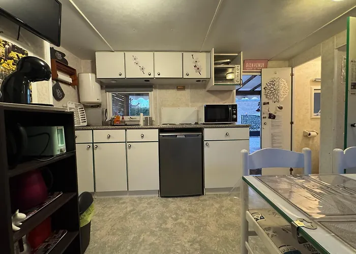 Campsite Mobilhome Situe Cote Et Cote Campagne *