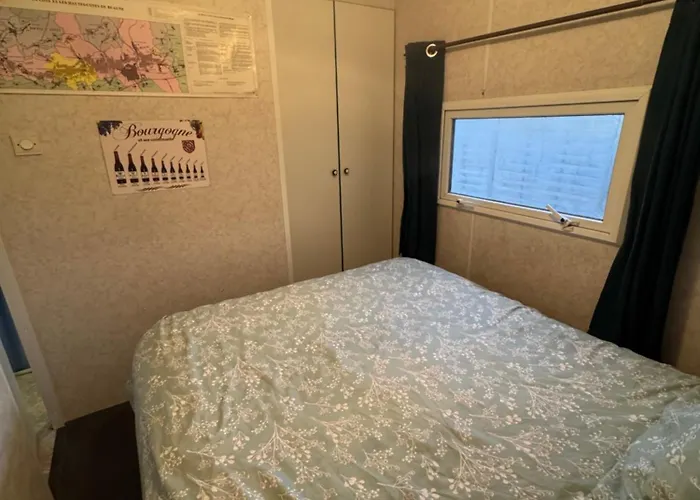 Mobilhome Situe Cote Et Cote Campagne Campsite Beaune (Cote d'Or)