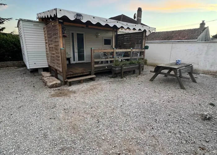 Mobilhome Situe Cote Et Cote Campagne * Beaune (Cote d'Or)