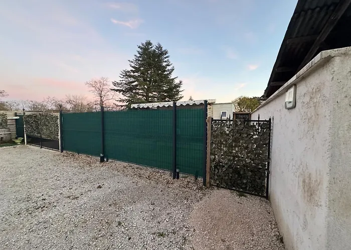 Mobilhome Situe Cote Et Cote Campagne Beaune (Cote d'Or)