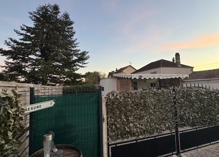 Mobilhome Situe Cote Et Cote Campagne